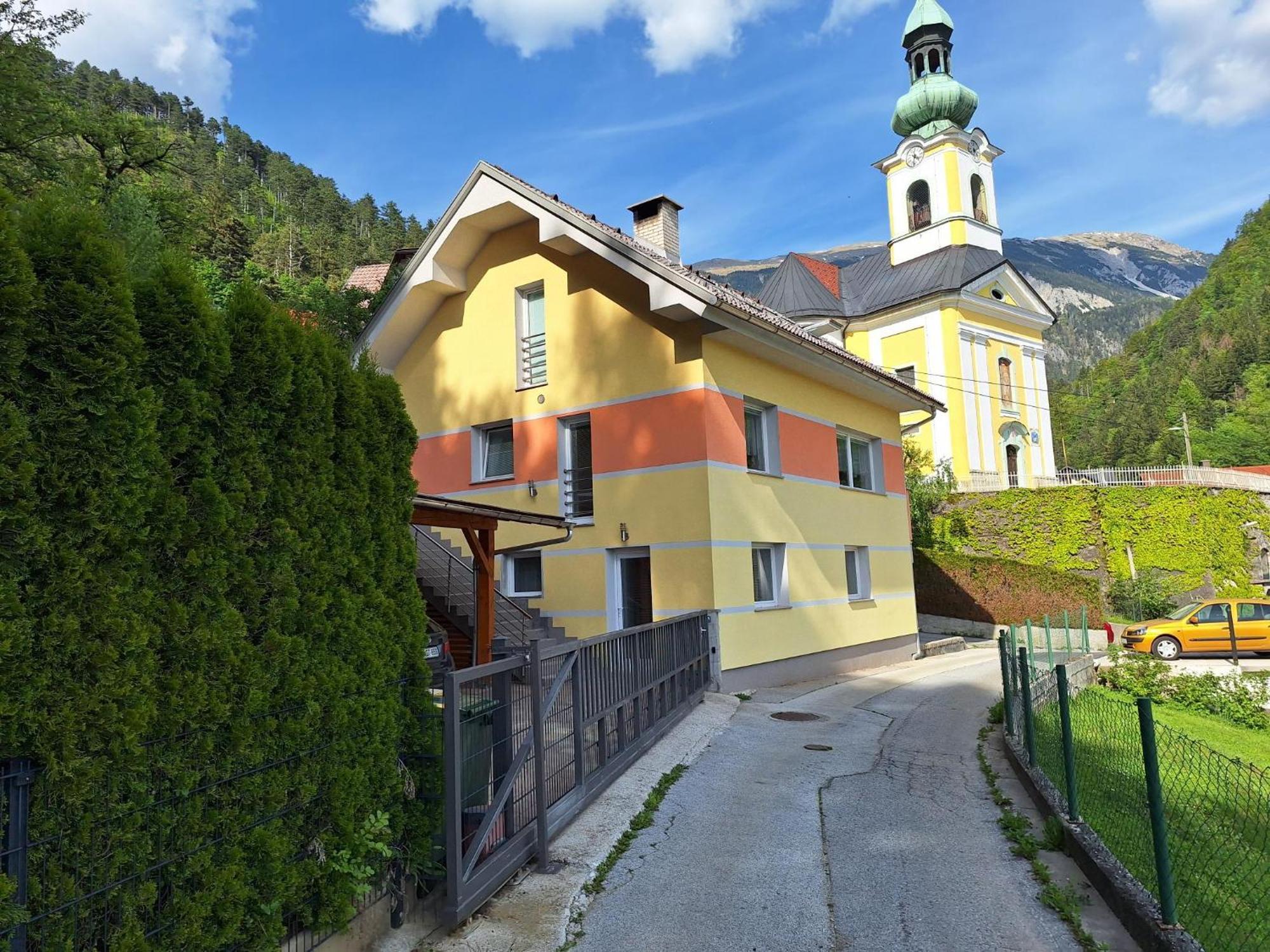 Apartment Belka Jesenice Bagian luar foto